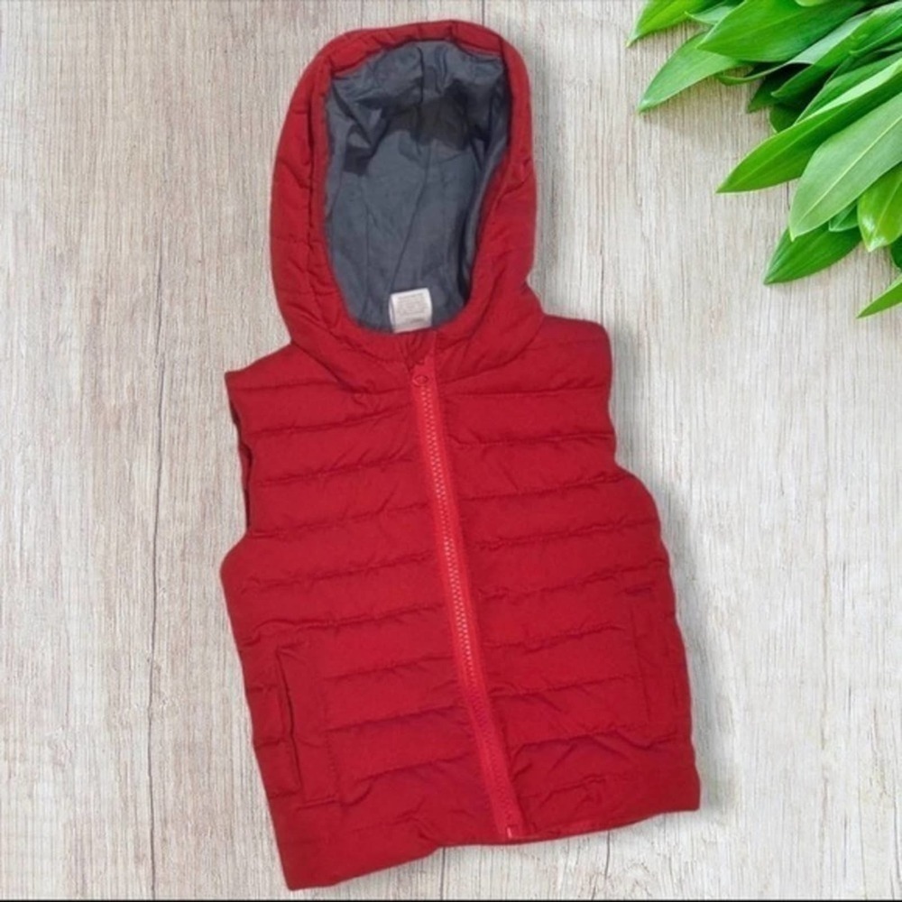 𝅺Peyton & Parker Red Hooded Puffer Vest NWOT Size 12-18 Months Baby/Toddler
